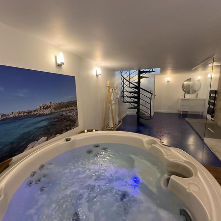 Mieuxqualhotel Jacuzzi Privatif La Parenthese Bordeaux Exteriör bild