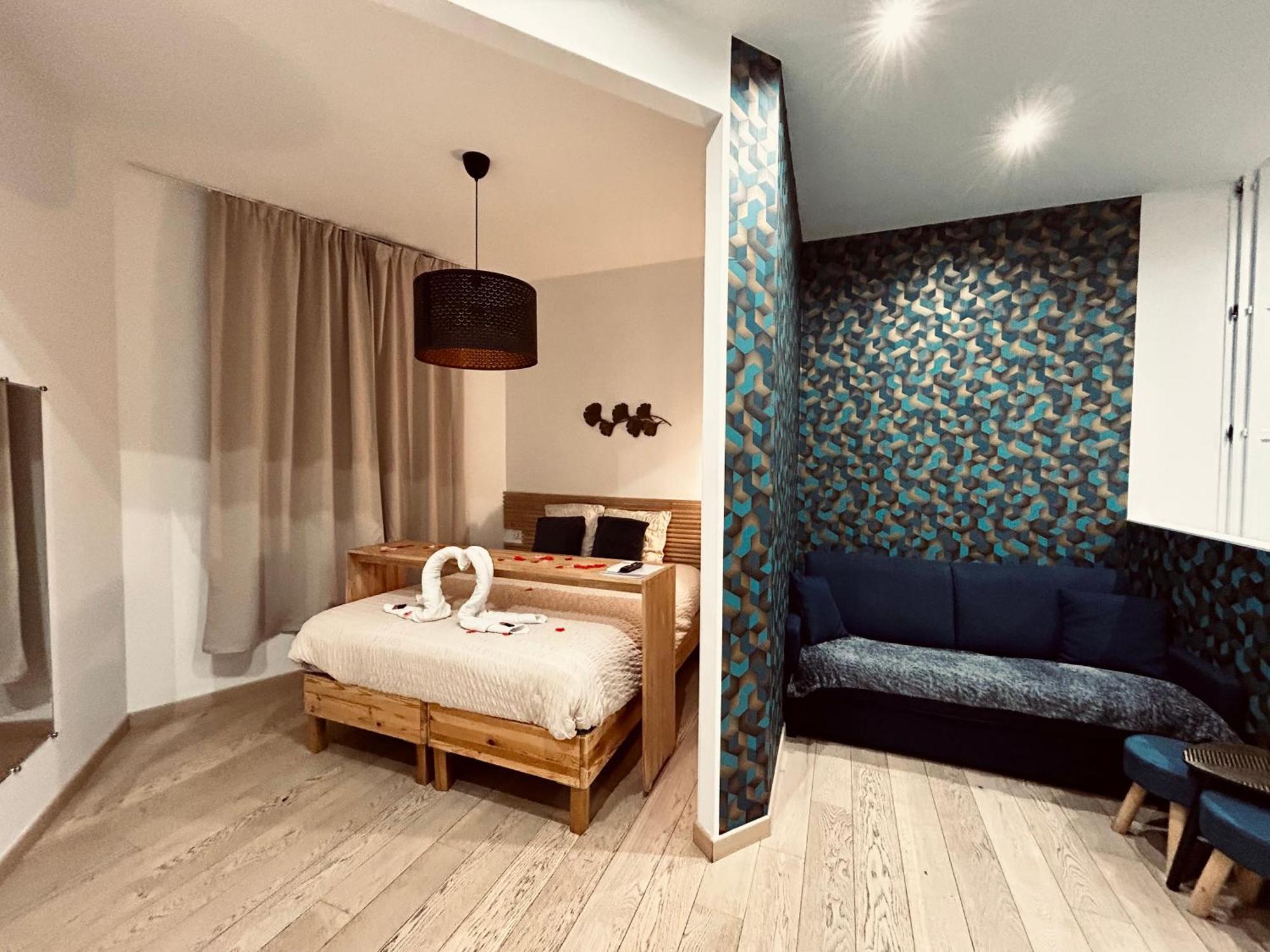 Mieuxqualhotel Jacuzzi Privatif La Parenthese Bordeaux Exteriör bild