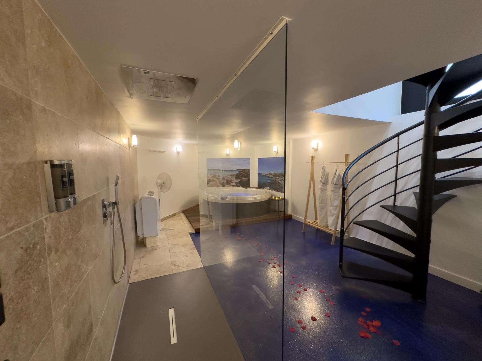 Mieuxqualhotel Jacuzzi Privatif La Parenthese Bordeaux Exteriör bild
