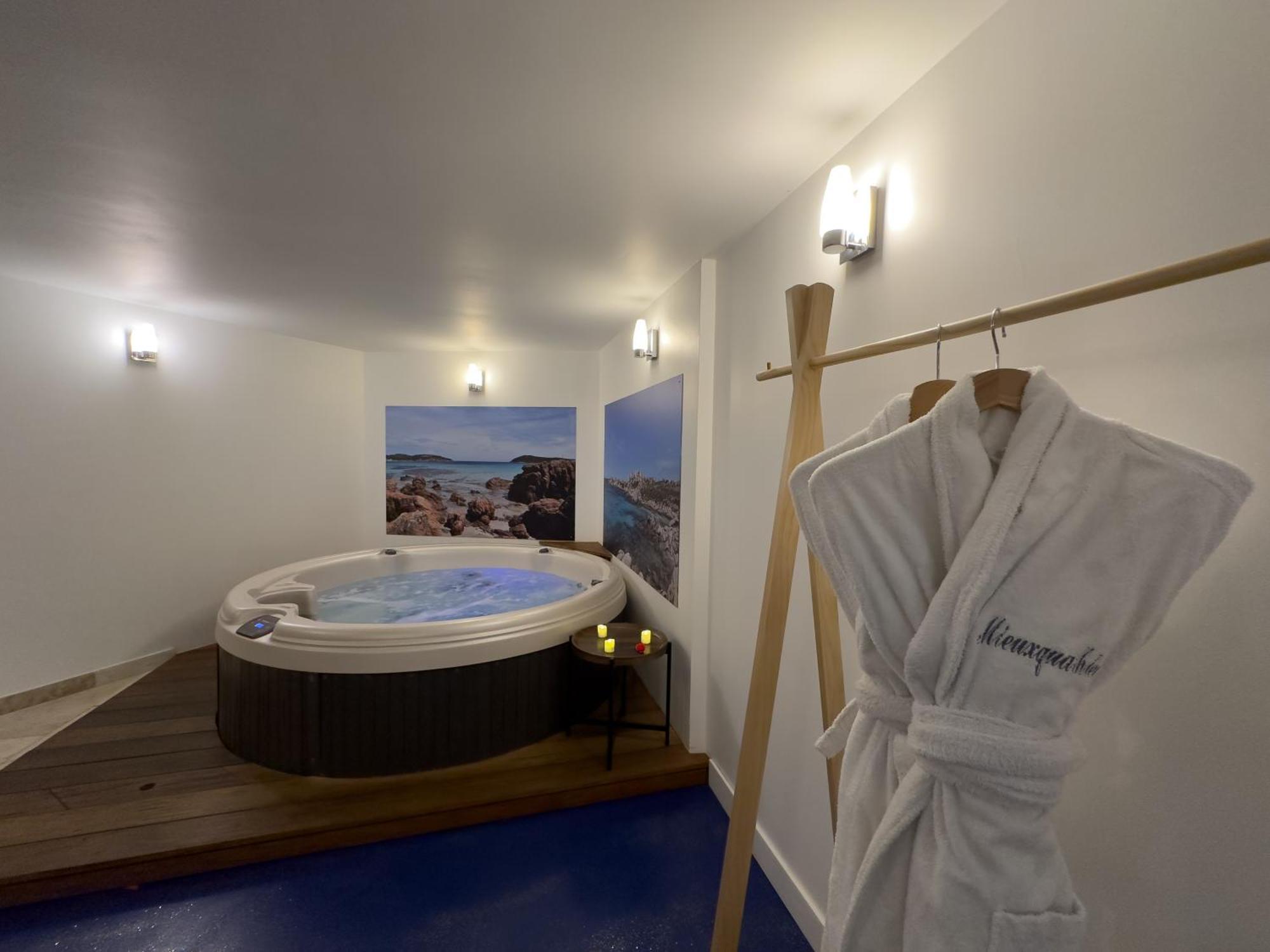 Mieuxqualhotel Jacuzzi Privatif La Parenthese Bordeaux Exteriör bild